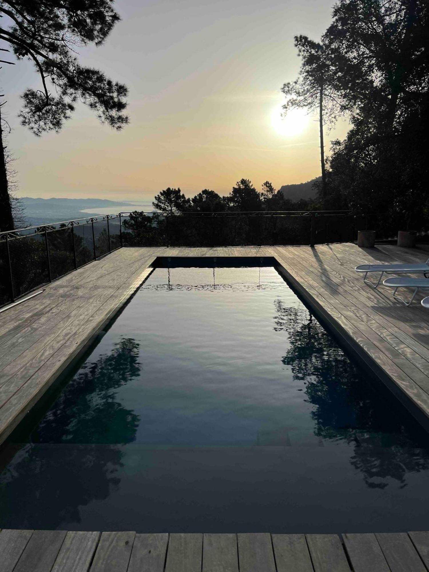 Villa Ormarine, Vue Exceptionnelle Sur La Baie De Cannes Et Le Mercantour Лез-Адре-де-л’Эстерель Экстерьер фото